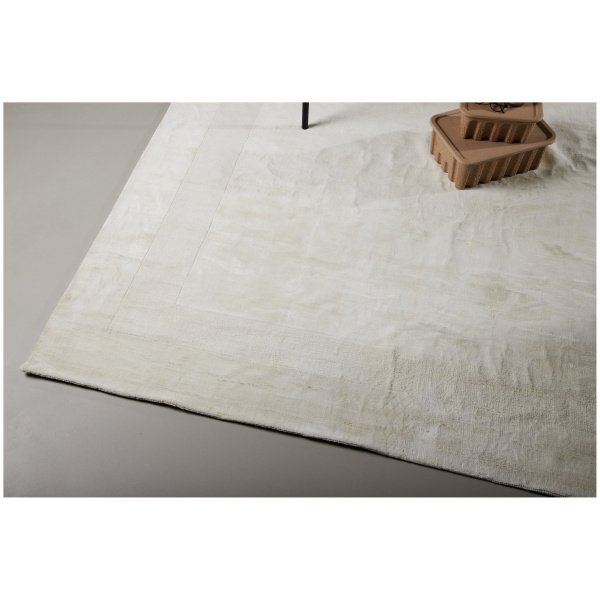 16076-111_13_m Kilimas Boston