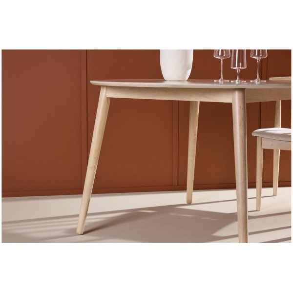 61972-130_6_m Valgomojo stalas Flora