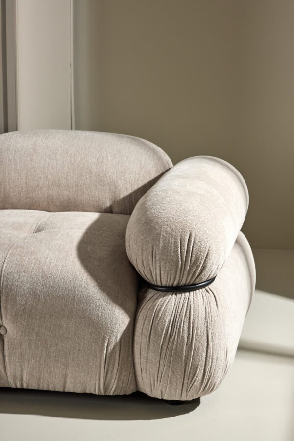 Kampinė sofa Mika
