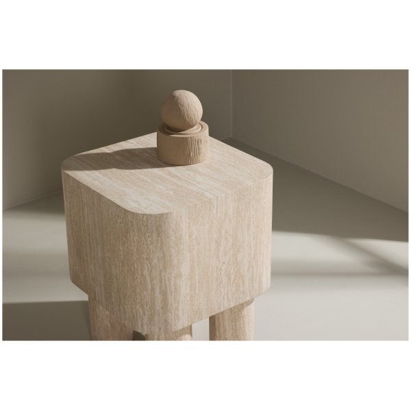 Šoninis staliukas Klirou