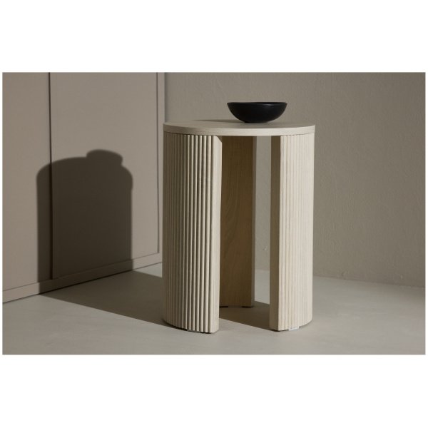 Šoninis staliukas Bristol